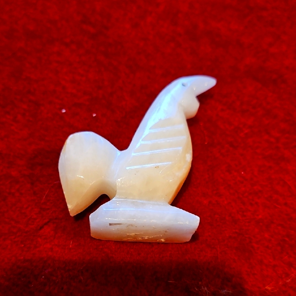 Carved alabaster onyx Bird Figurine